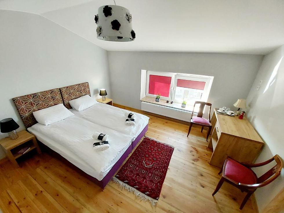 Noclegi Sulejów Exterior foto